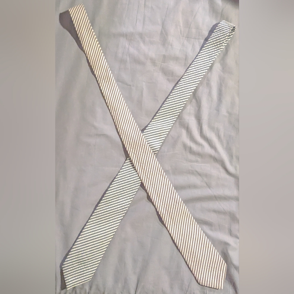AA 2000s ties